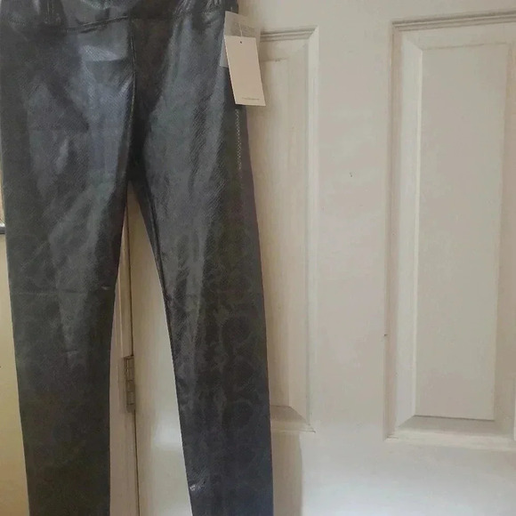 FOR ALL 7 MANKIND PLEATHER SIZE S - Picture 5 of 5